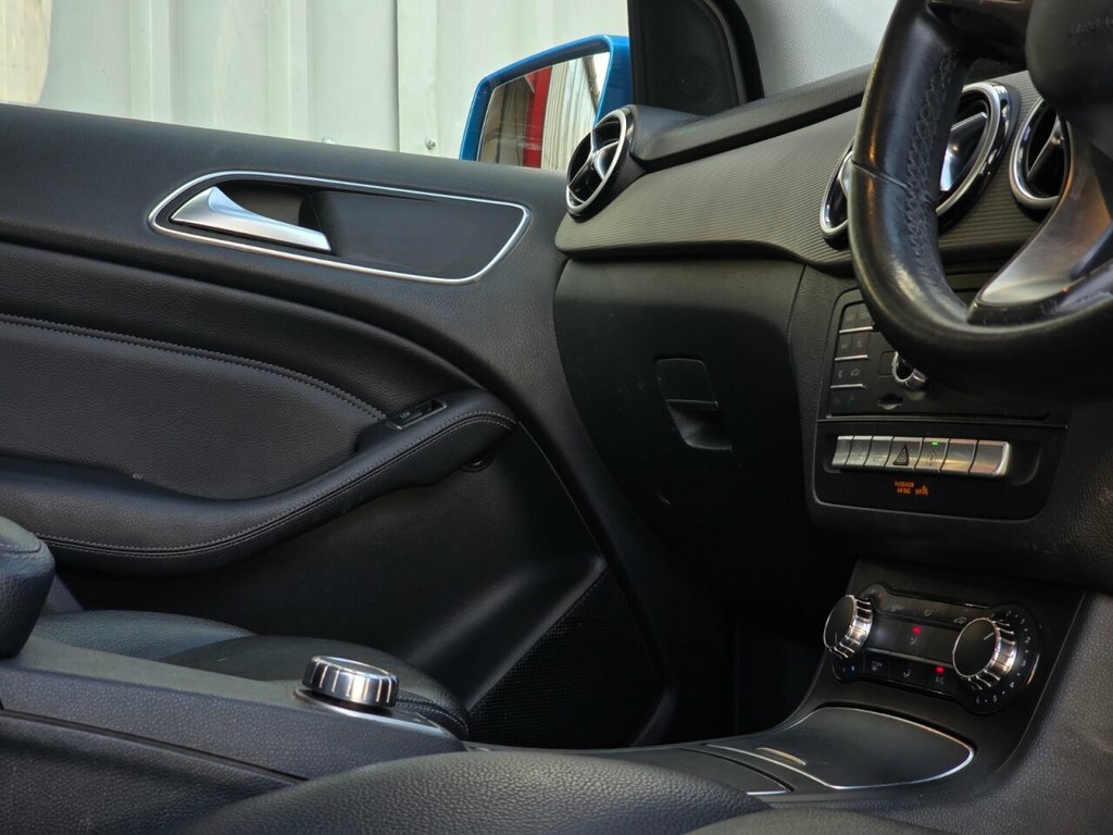 Mercedes-Benz B Class 1.6 B 180 Sport Premium 121 Bhp Blue #14