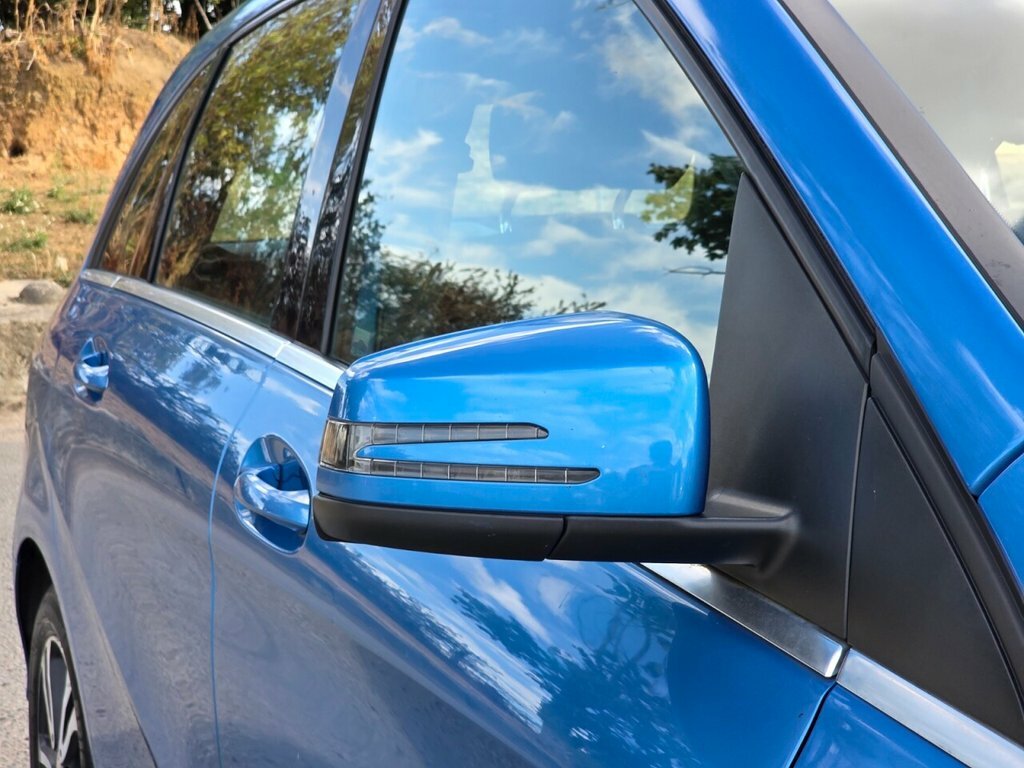 Mercedes-Benz B Class 1.6 B 180 Sport Premium 121 Bhp Blue #36