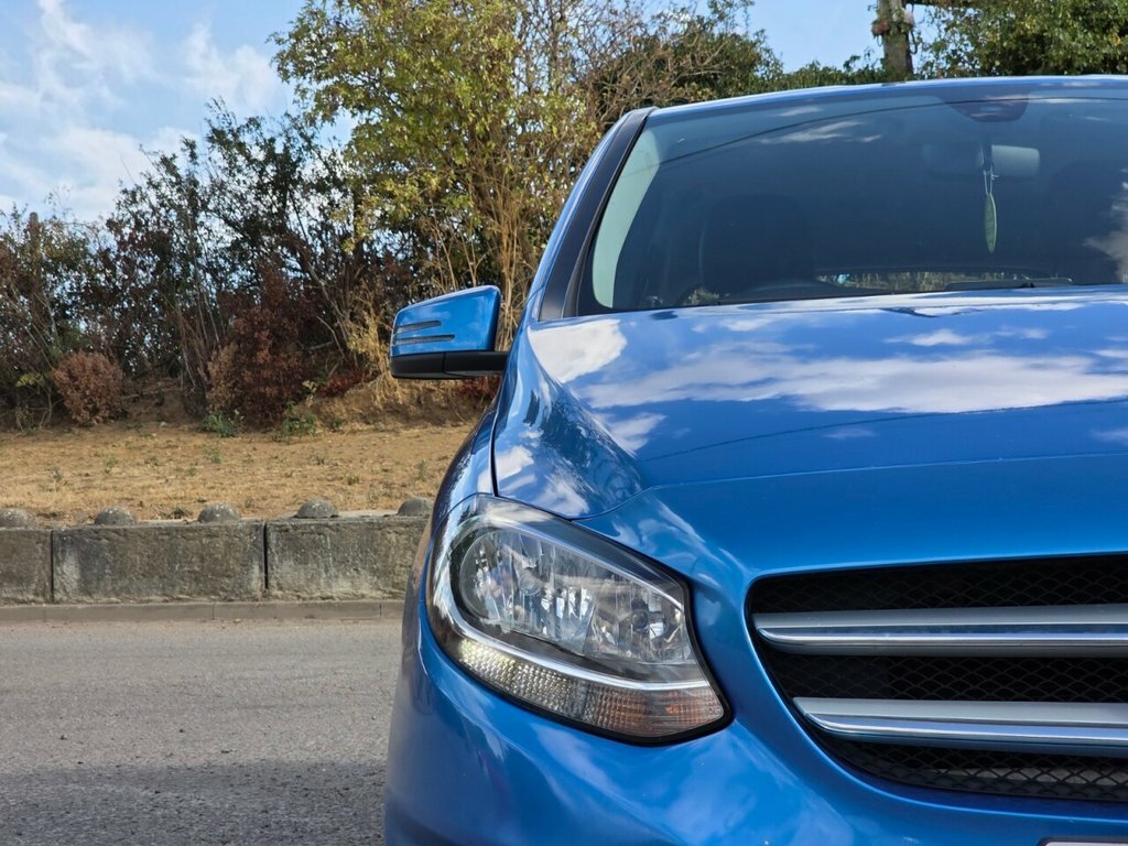 Mercedes-Benz B Class 1.6 B 180 Sport Premium 121 Bhp Blue #35