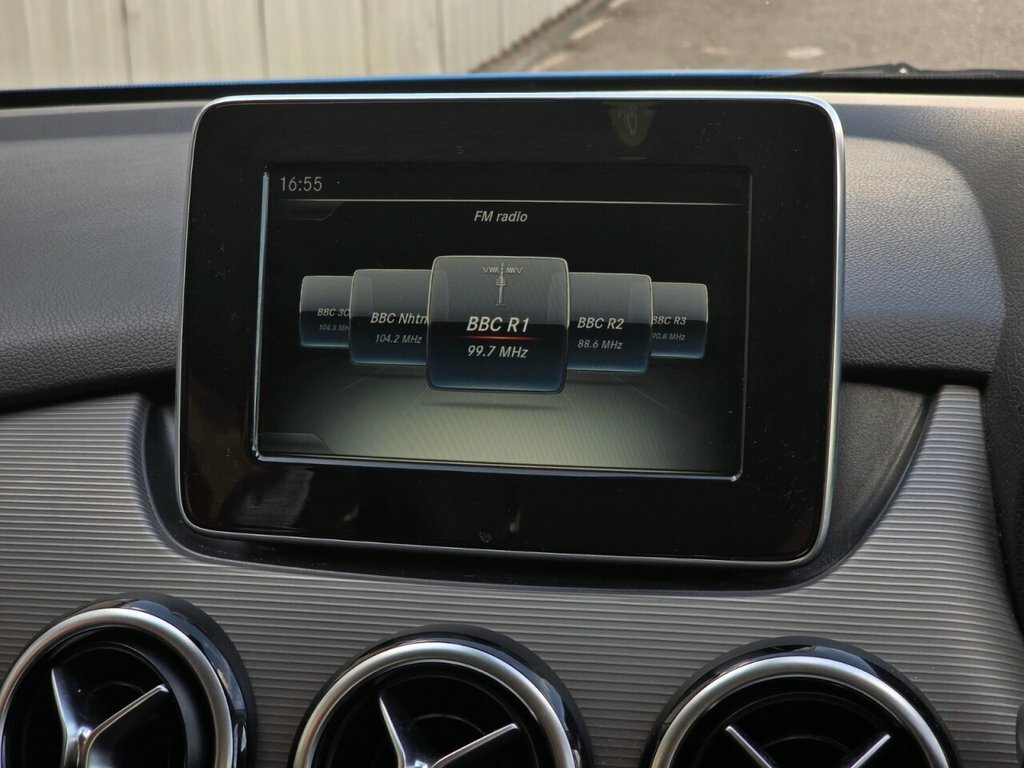 Mercedes-Benz B Class 1.6 B 180 Sport Premium 121 Bhp Blue #34