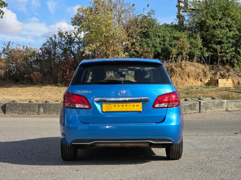 Mercedes-Benz B Class 1.6 B 180 Sport Premium 121 Bhp Blue #8