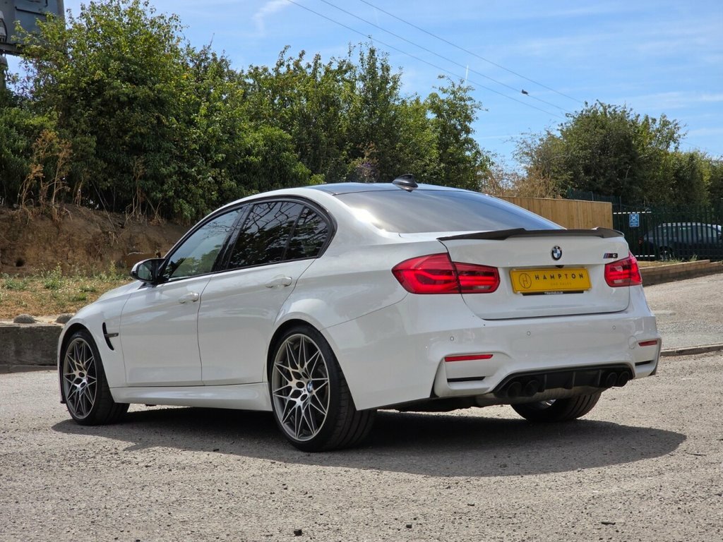 BMW M3 3L Competition White #5