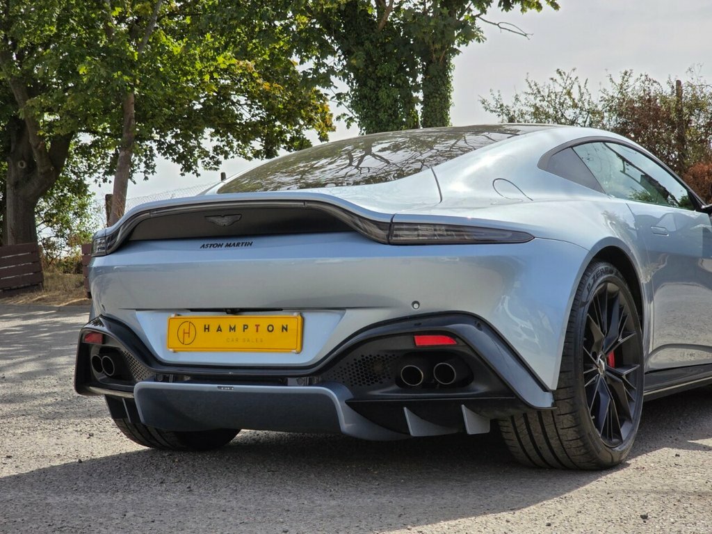 Aston Martin Vantage V8 F1 Edition Roadster Euro 6 Green #42