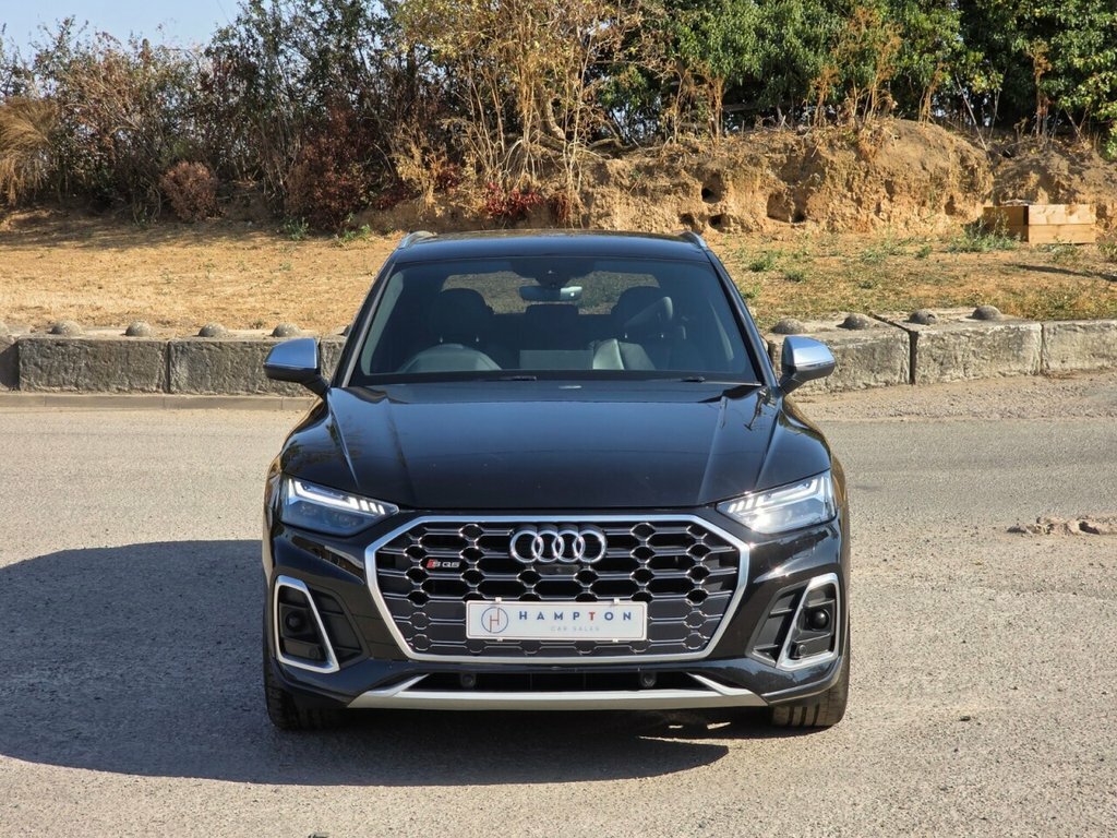 Audi SQ5 Suv Black #4