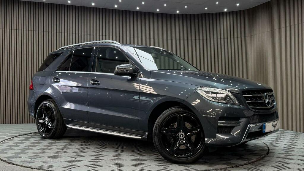 Mercedes-Benz M Class Suv 3.0 Ml350 V6 Bluetec Amg Line G-tronic 4Wd Eur Grey