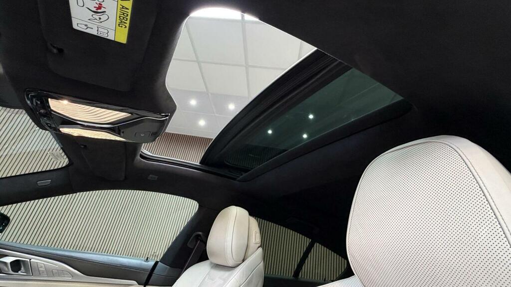 BMW 8 Series Gran Coupe 840I Sdrive Black #8