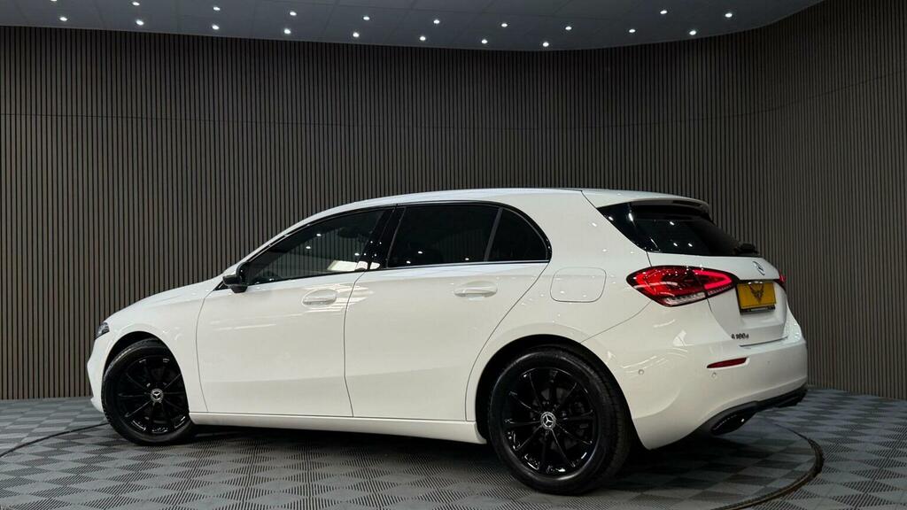 Mercedes-Benz A Class 1.5 A180d Sport Executive 7G-dct Euro 6 Ss White #2