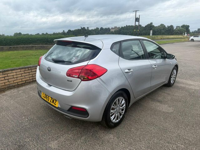 Kia Ceed 1.4 Crdi 1 Hatchback Euro 5 89 Silver #3