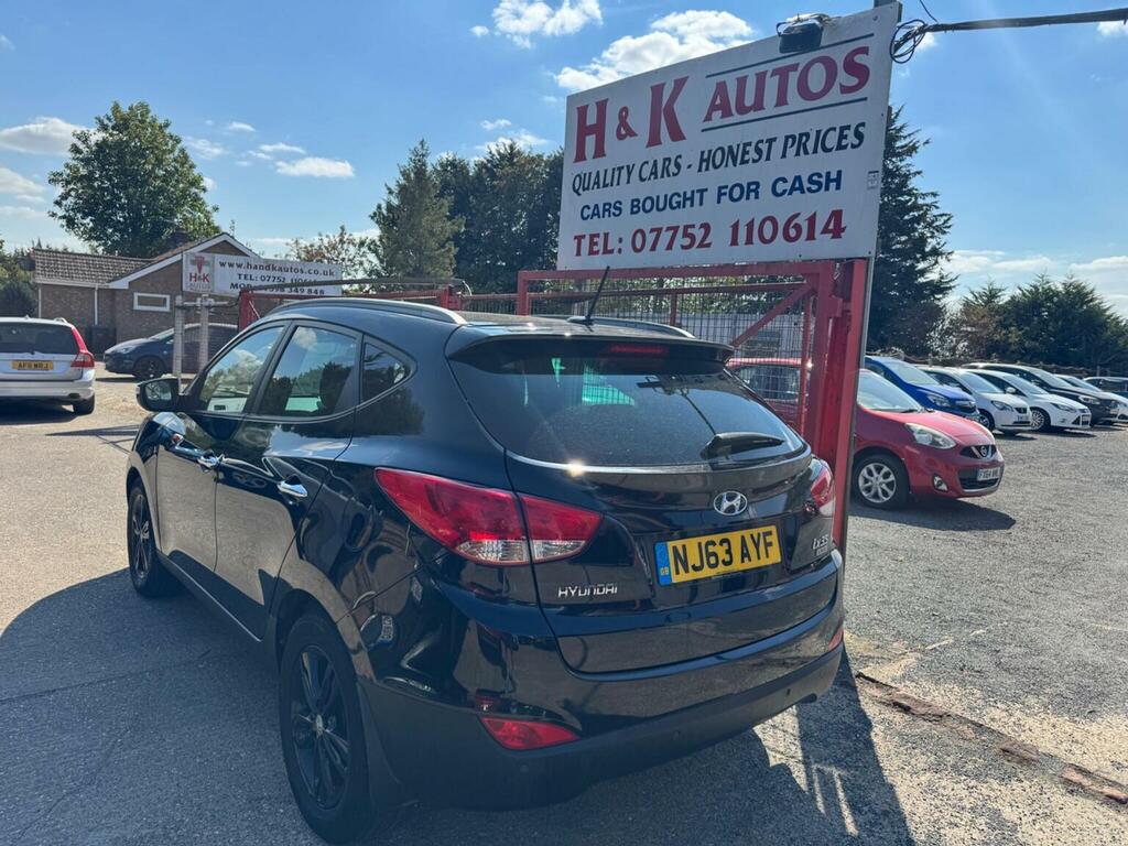 Hyundai Ix35 Suv 1.7 Crdi Premium Euro 5 Ss 201363 Black #2