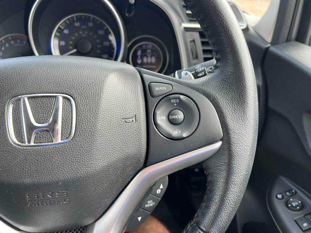 Honda Jazz 1.3 I-vtec S Red #25