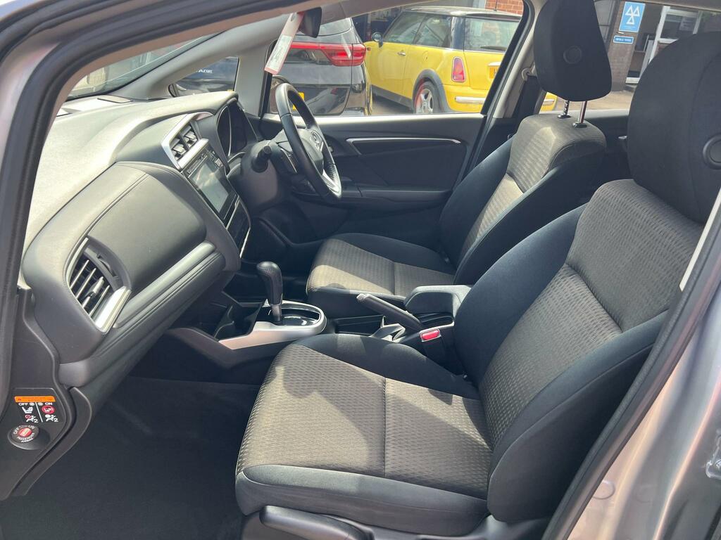 Honda Jazz 1.3 I-vtec S Red #12