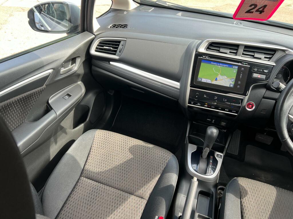 Honda Jazz 1.3 I-vtec S Red #17