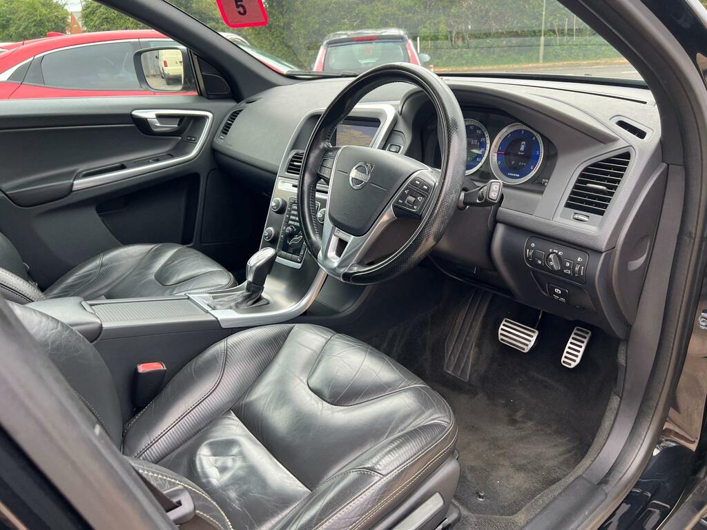 Volvo XC60 2.4 D5 Se Lux Nav Awd 212 Bhp Red #31