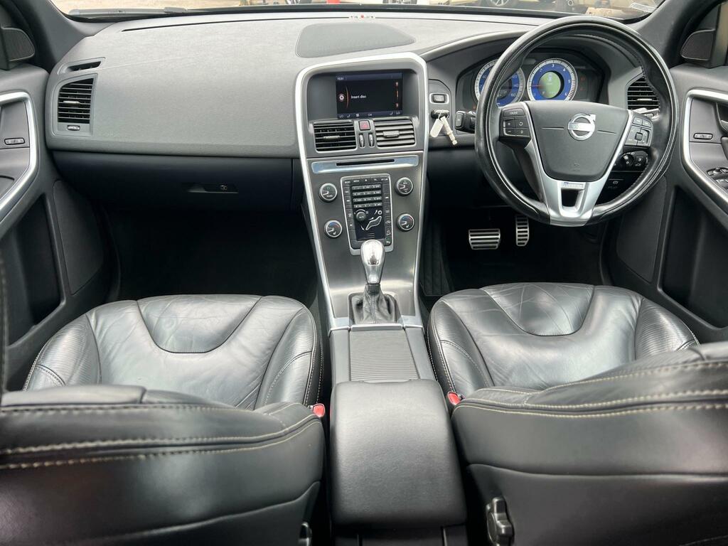 Volvo XC60 2.4 D5 Se Lux Nav Awd 212 Bhp Red #16