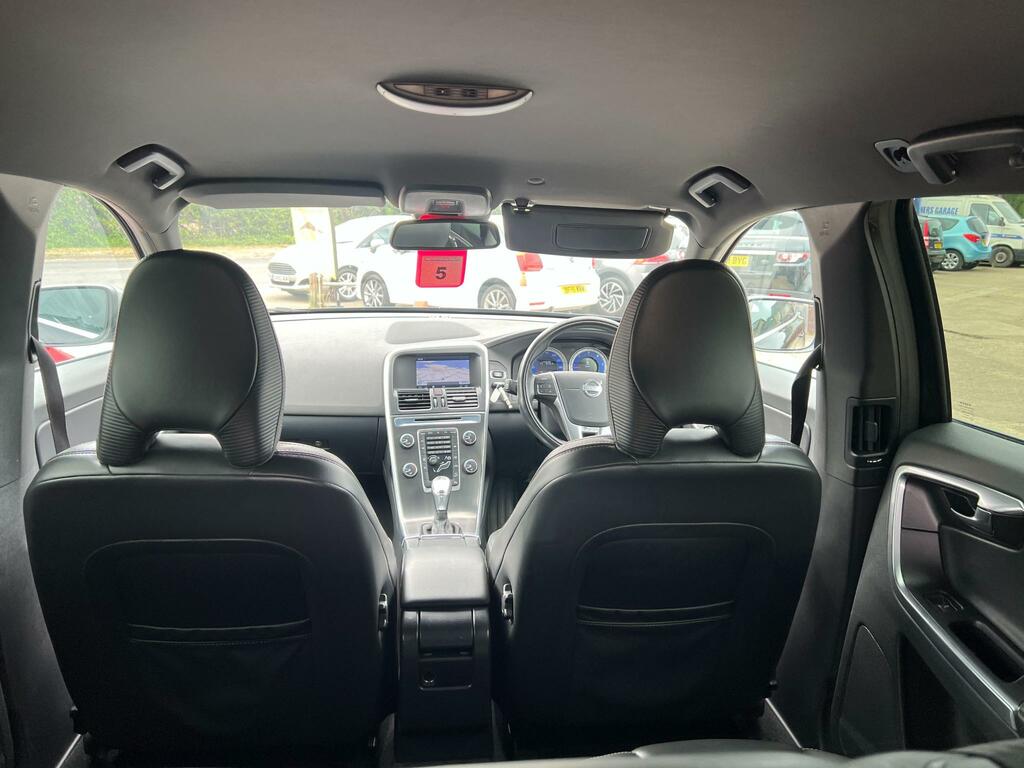 Volvo XC60 2.4 D5 Se Lux Nav Awd 212 Bhp Red #46