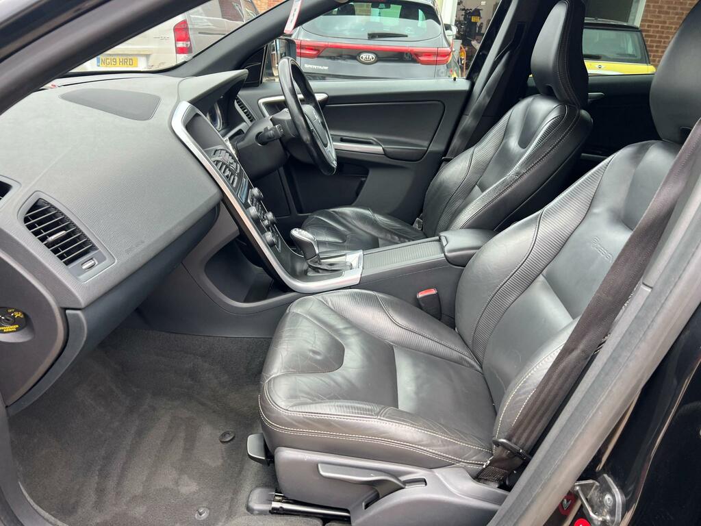 Volvo XC60 2.4 D5 Se Lux Nav Awd 212 Bhp Red #12