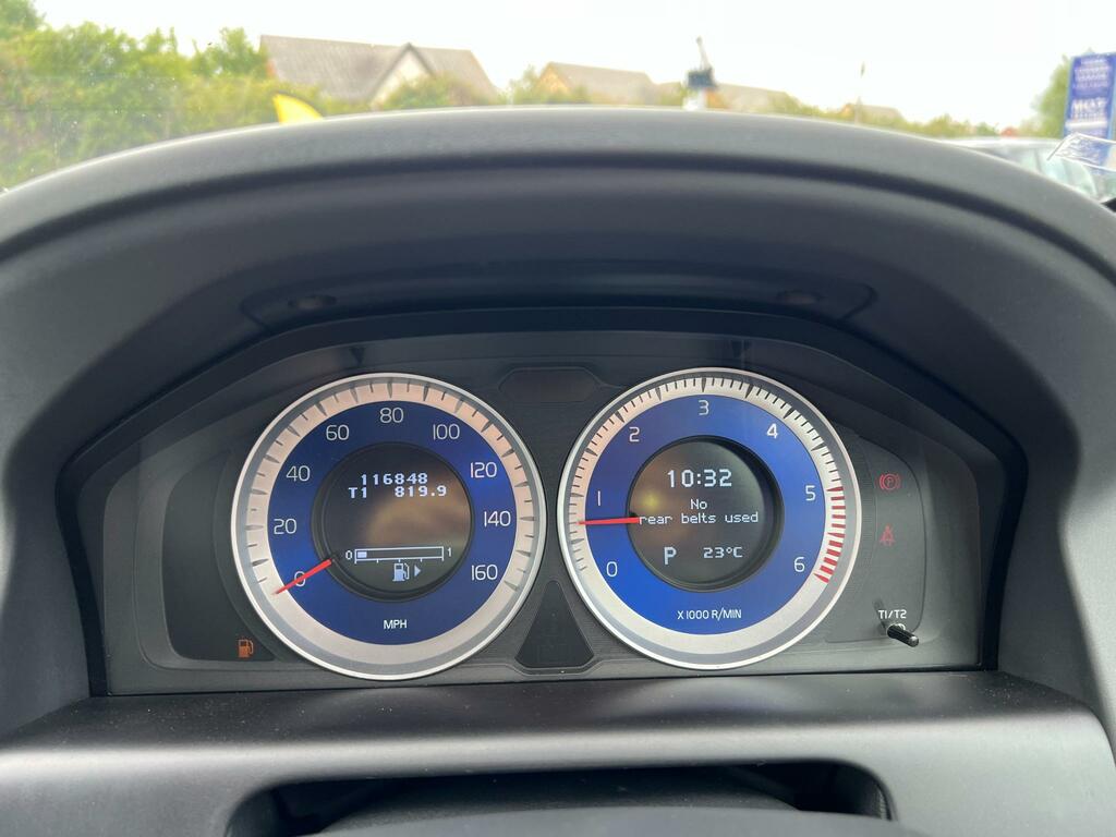 Volvo XC60 2.4 D5 Se Lux Nav Awd 212 Bhp Red #23