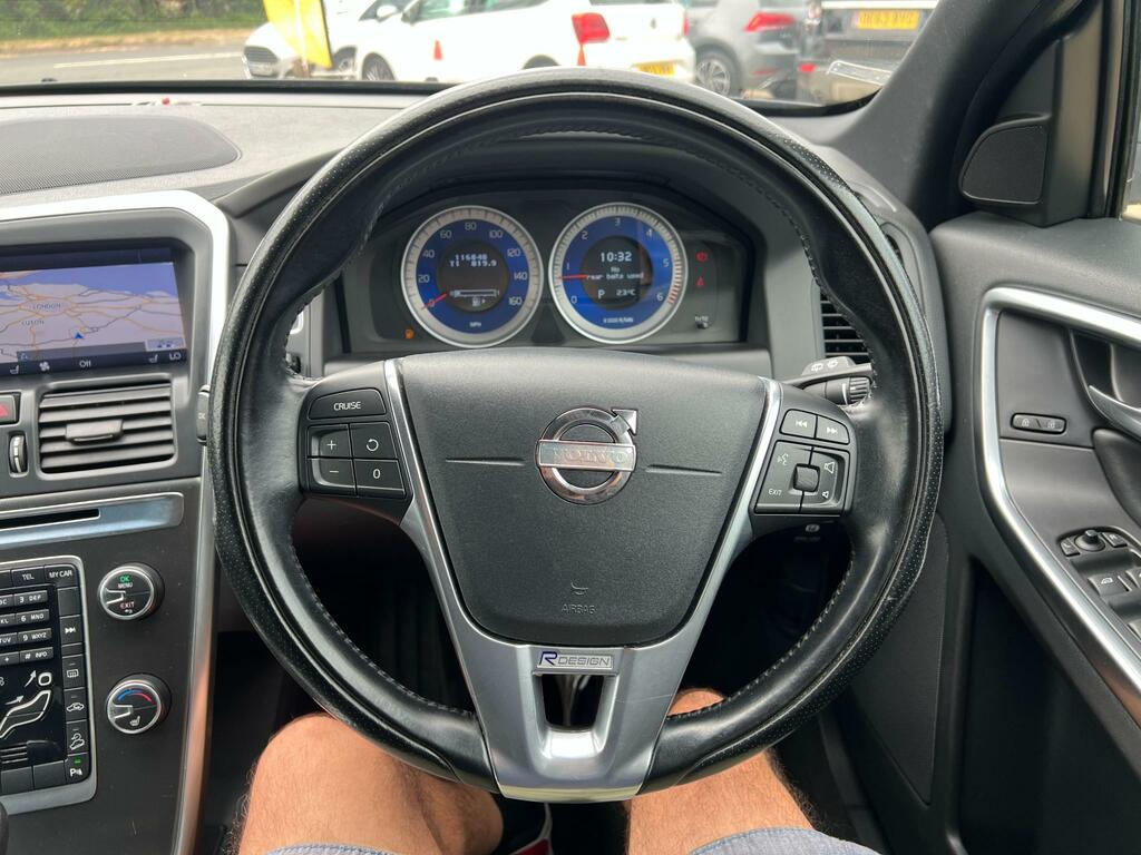 Volvo XC60 2.4 D5 Se Lux Nav Awd 212 Bhp Red #24