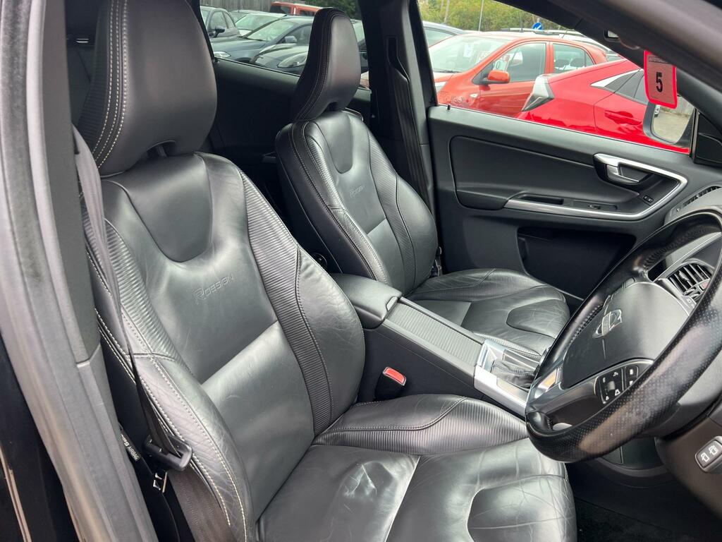 Volvo XC60 2.4 D5 Se Lux Nav Awd 212 Bhp Red #33