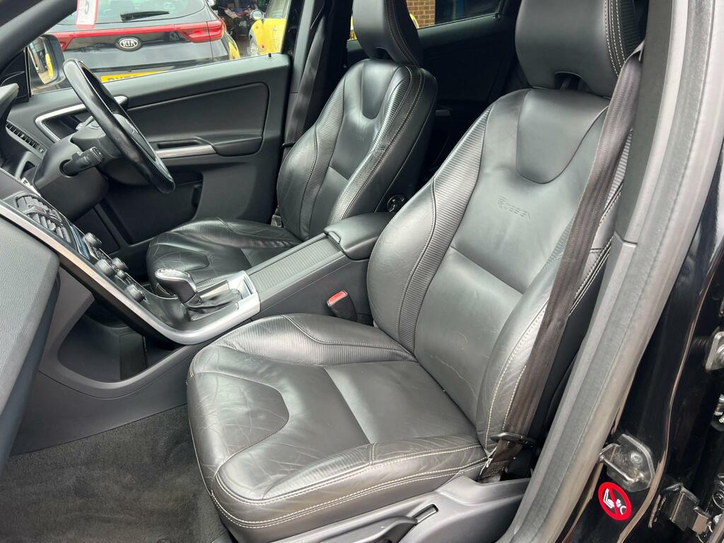 Volvo XC60 2.4 D5 Se Lux Nav Awd 212 Bhp Red #13