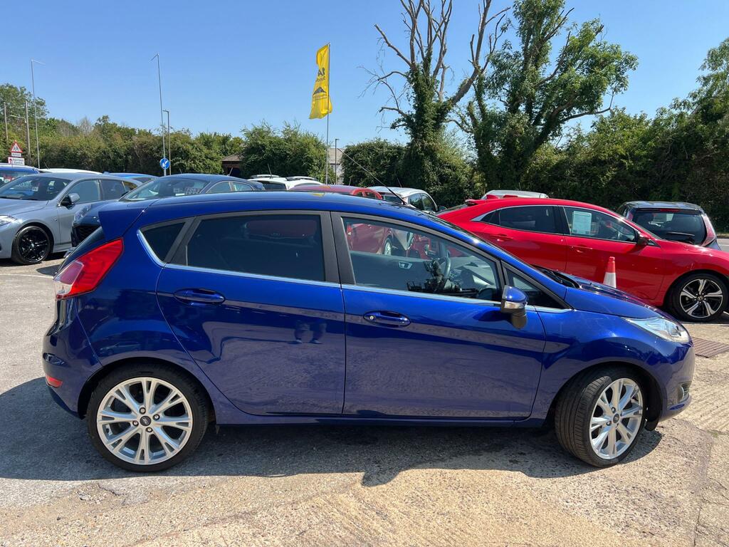 Ford Fiesta Titanium Blue #6