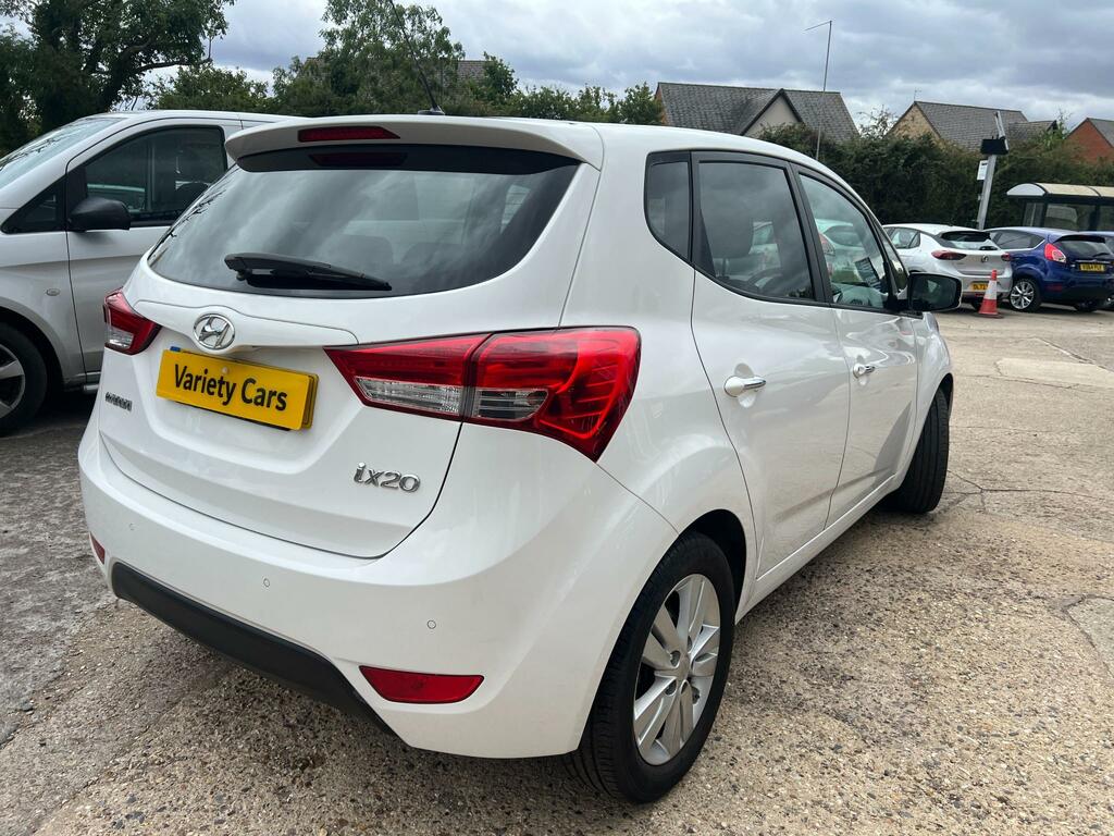 Hyundai Ix20 1.4 Active Hatchback Euro 5 90 Grey #7