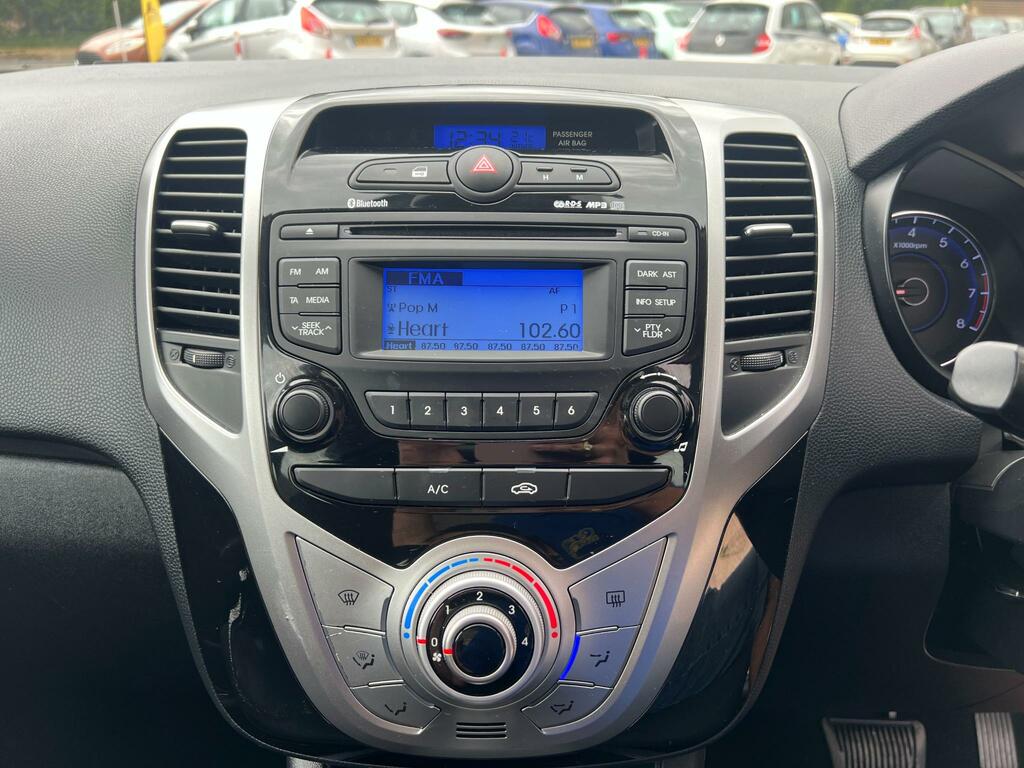 Hyundai Ix20 1.4 Active Hatchback Euro 5 90 Grey #19