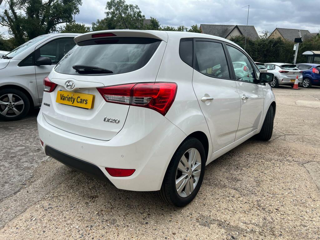 Hyundai Ix20 1.4 Active Hatchback Euro 5 90 Grey #8