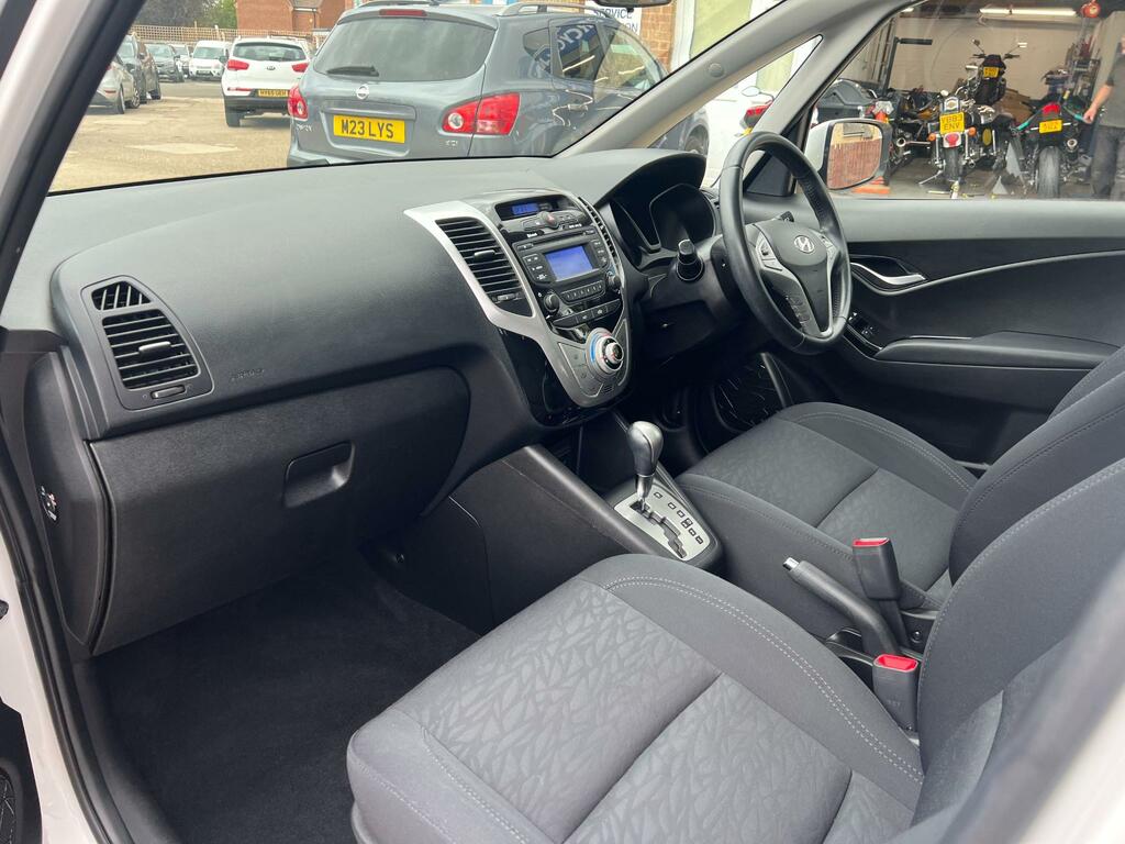 Hyundai Ix20 1.4 Active Hatchback Euro 5 90 Grey #10