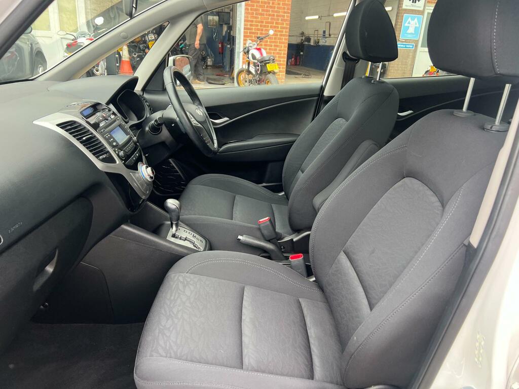Hyundai Ix20 1.4 Active Hatchback Euro 5 90 Grey #11