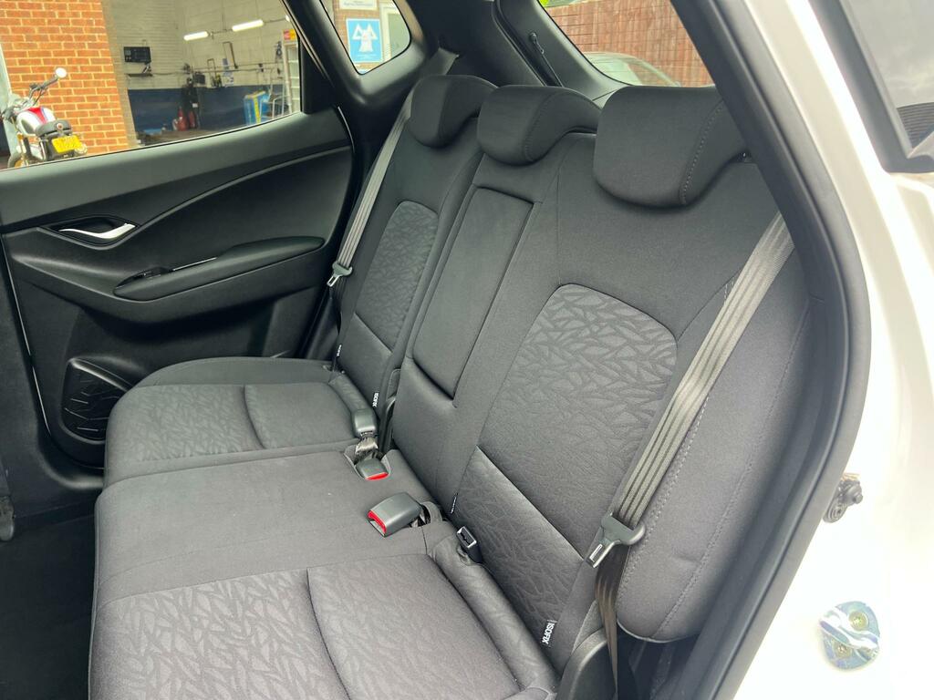 Hyundai Ix20 1.4 Active Hatchback Euro 5 90 Grey #39