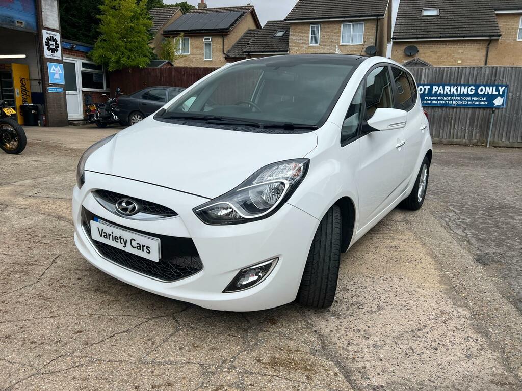 Hyundai Ix20 Style Auto White #3