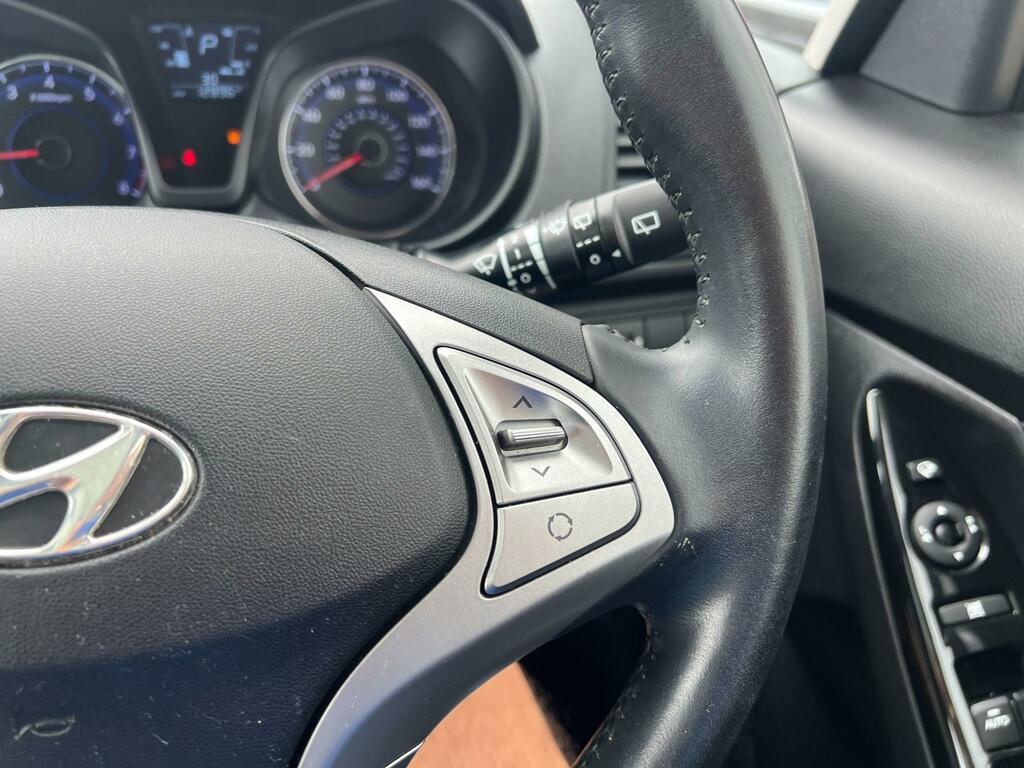 Hyundai Ix20 1.4 Active Hatchback Euro 5 90 Grey #23