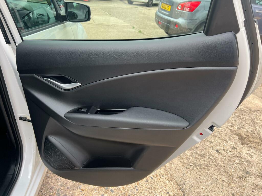 Hyundai Ix20 1.4 Active Hatchback Euro 5 90 Grey #36