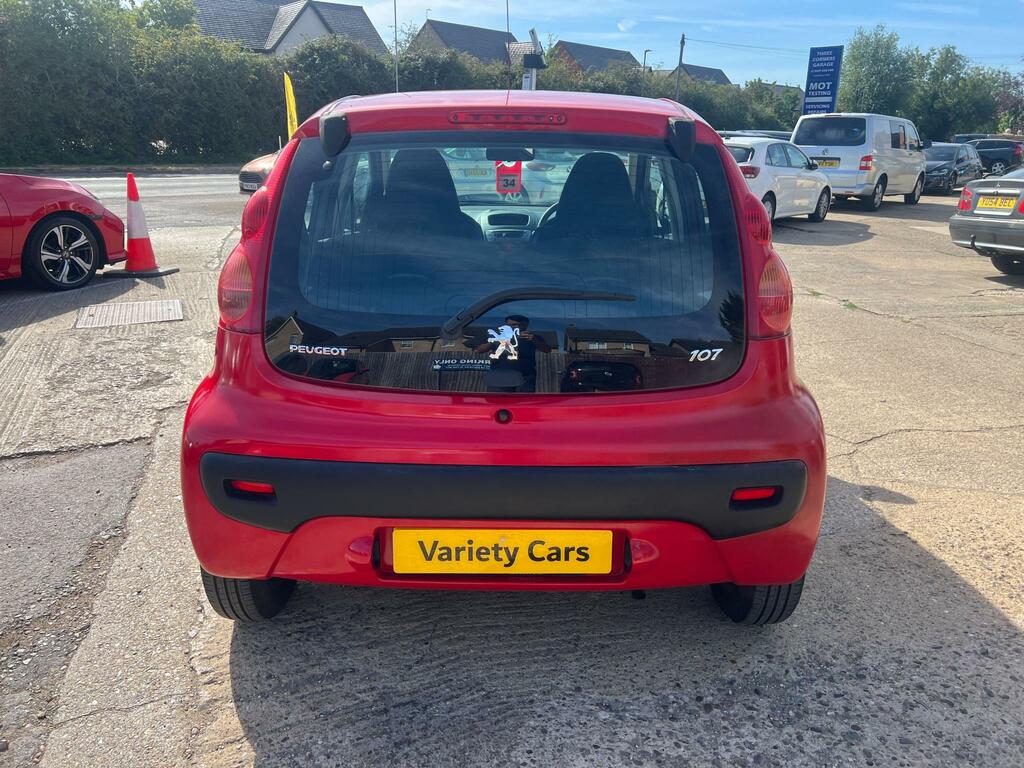 Peugeot 107 Urban Automatic Red #6
