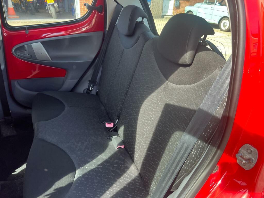 Peugeot 107 107 Verve Black #29