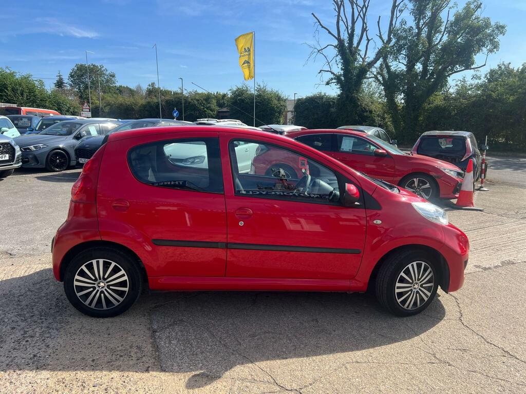 Peugeot 107 107 Verve Black #8