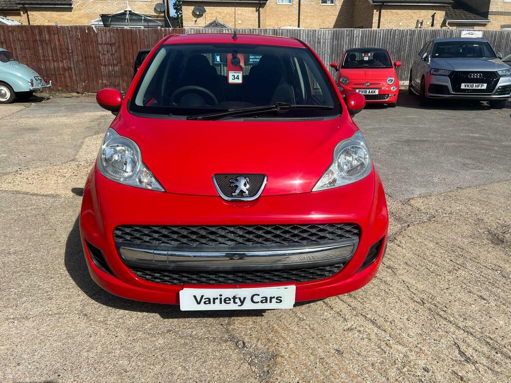 Peugeot 107 Urban Automatic Red #2