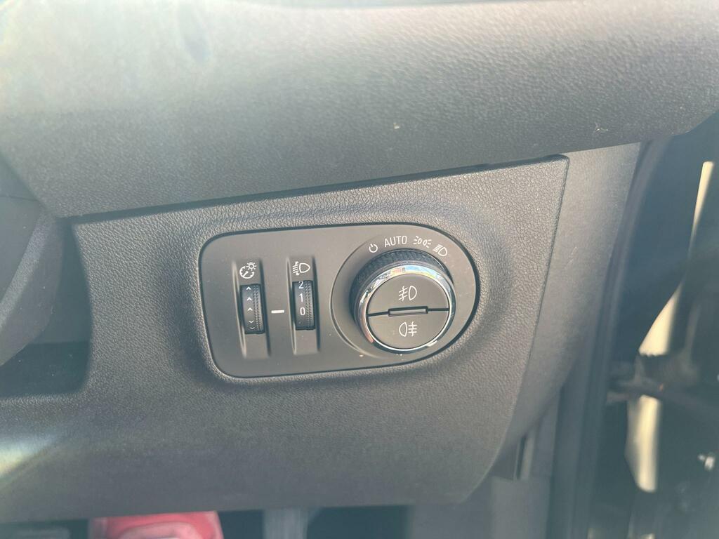 Vauxhall Corsa Limited Edition 1.4L Cruise Control - Dab Radio Black #28