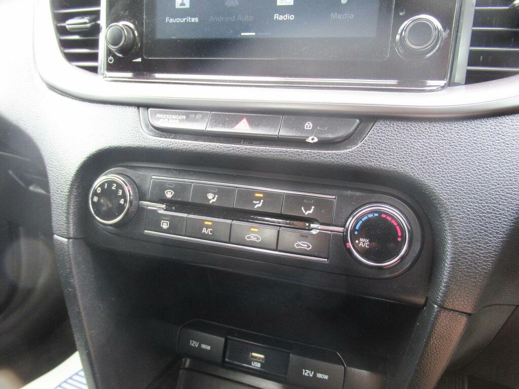 Kia Ceed 1.6 Crdi 3 Sportswagon Dct  #29