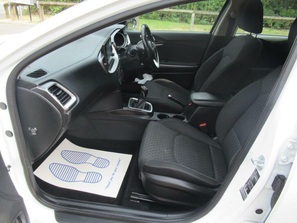 Kia Ceed 1.6 Crdi 3 Sportswagon Dct  #11