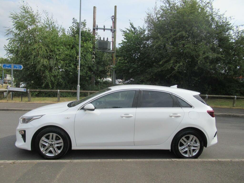 Kia Ceed 1.6 Crdi Eco 2 Euro 6 Ss White #6