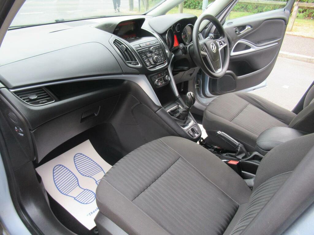 Vauxhall Zafira Tourer 2.0 Cdti Tech Line 2014 Red #14