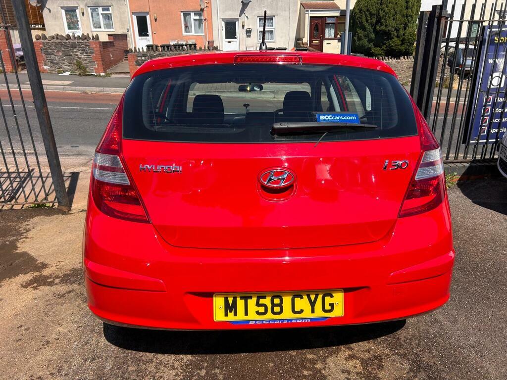 Hyundai I30 1.4 Comfort Euro 4 Red #5