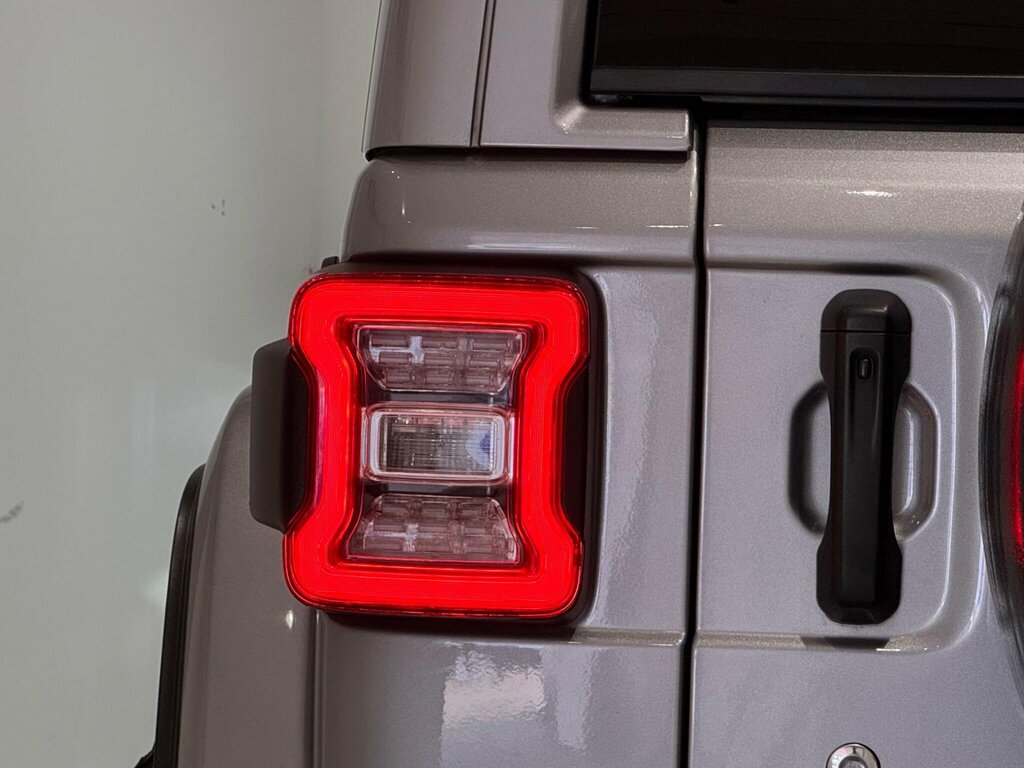 Jeep Wrangler 2.0 Turbo 272 Bhp Gme Night Eagle 4Wd Vq White #23