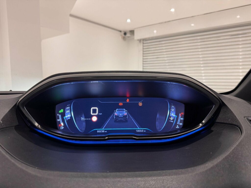 Peugeot 3008 1.6 Bluehdi 120 Allure Eat6 Grey #13