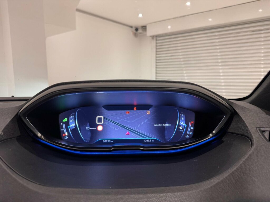 Peugeot 3008 1.6 Bluehdi 120 Allure Eat6 Grey #10