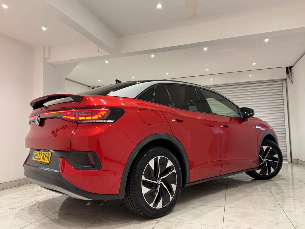 Volkswagen ID.5 Pro 77Kwh Style Red #2