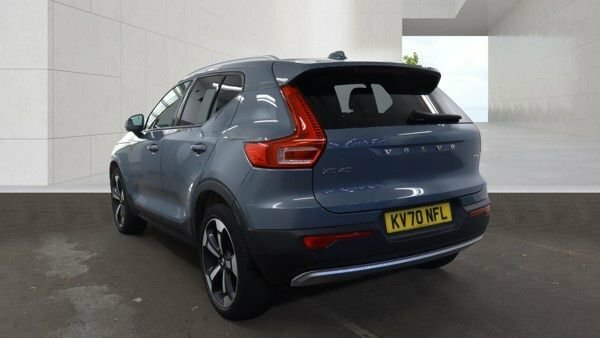 Volvo XC40 2020 1.5 T3 Momentum Pro Suv Eur Grey #5