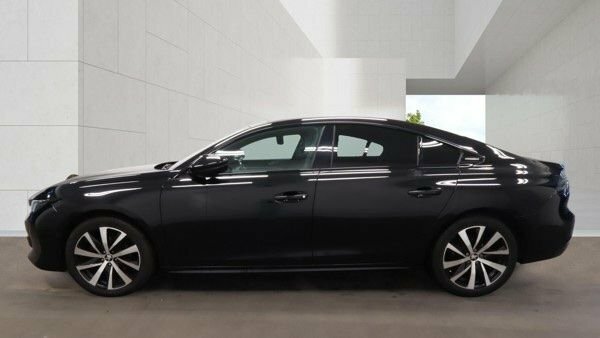 Peugeot 508 2019 1.5 Bluehdi Gt Line Fastback Manua Black #4